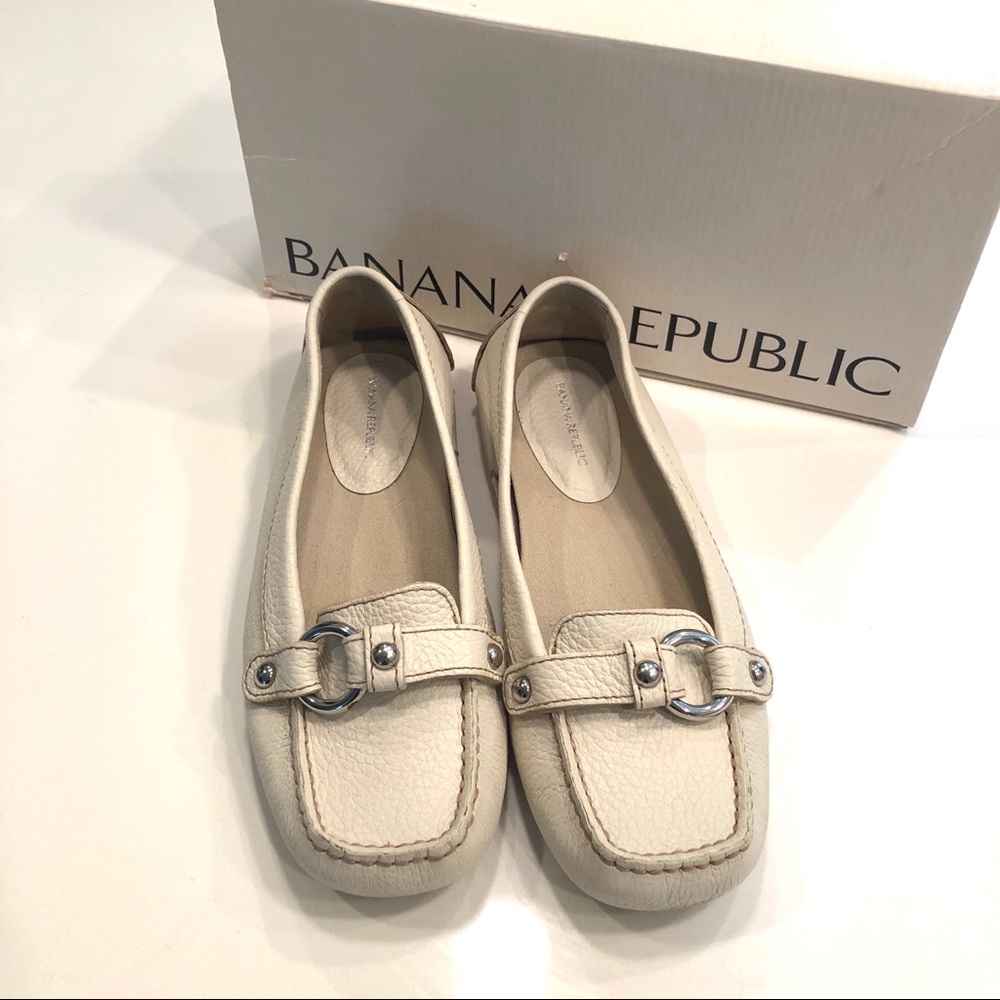 Banana Republic Loafers